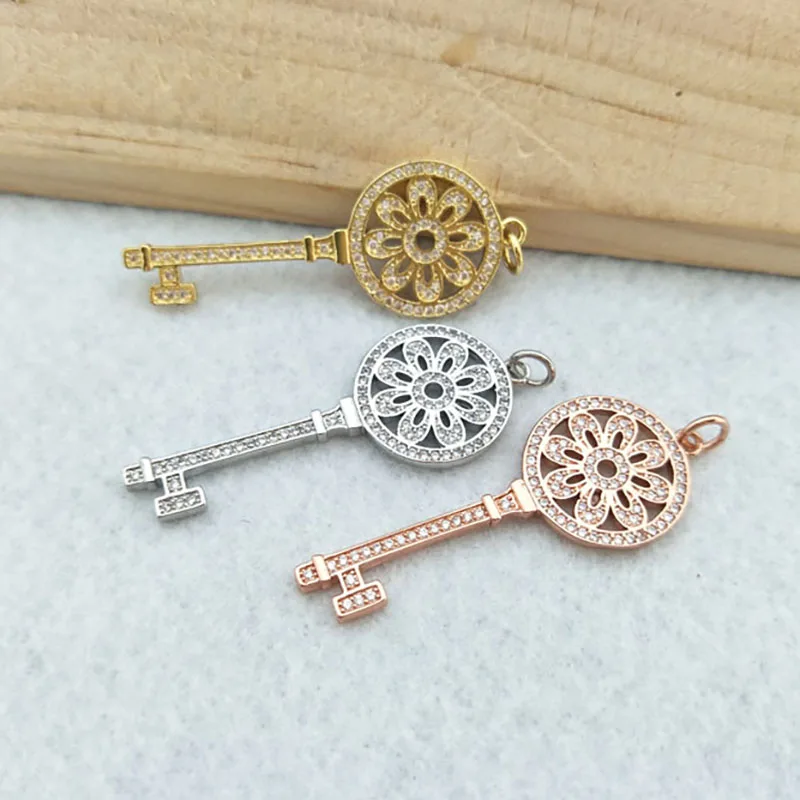 

5 Pieces Tiny CZ crystal key shaped Charm,CZ zircon Stone Micro pave Pendant,Jewelry Finding DIY necklace making PD811