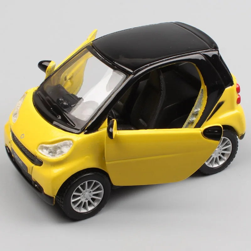 1:32 весы мини maisto smart fortwo хэтчбек оттяните назад SmartCar City Coupe микро литье под