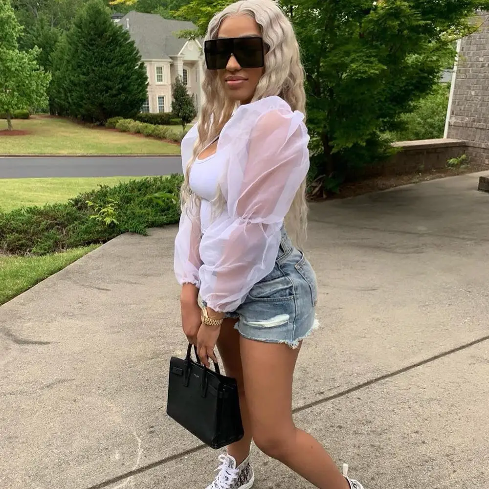 Кружевной укороченный топ с прозрачными сетчатыми рукавами футболка