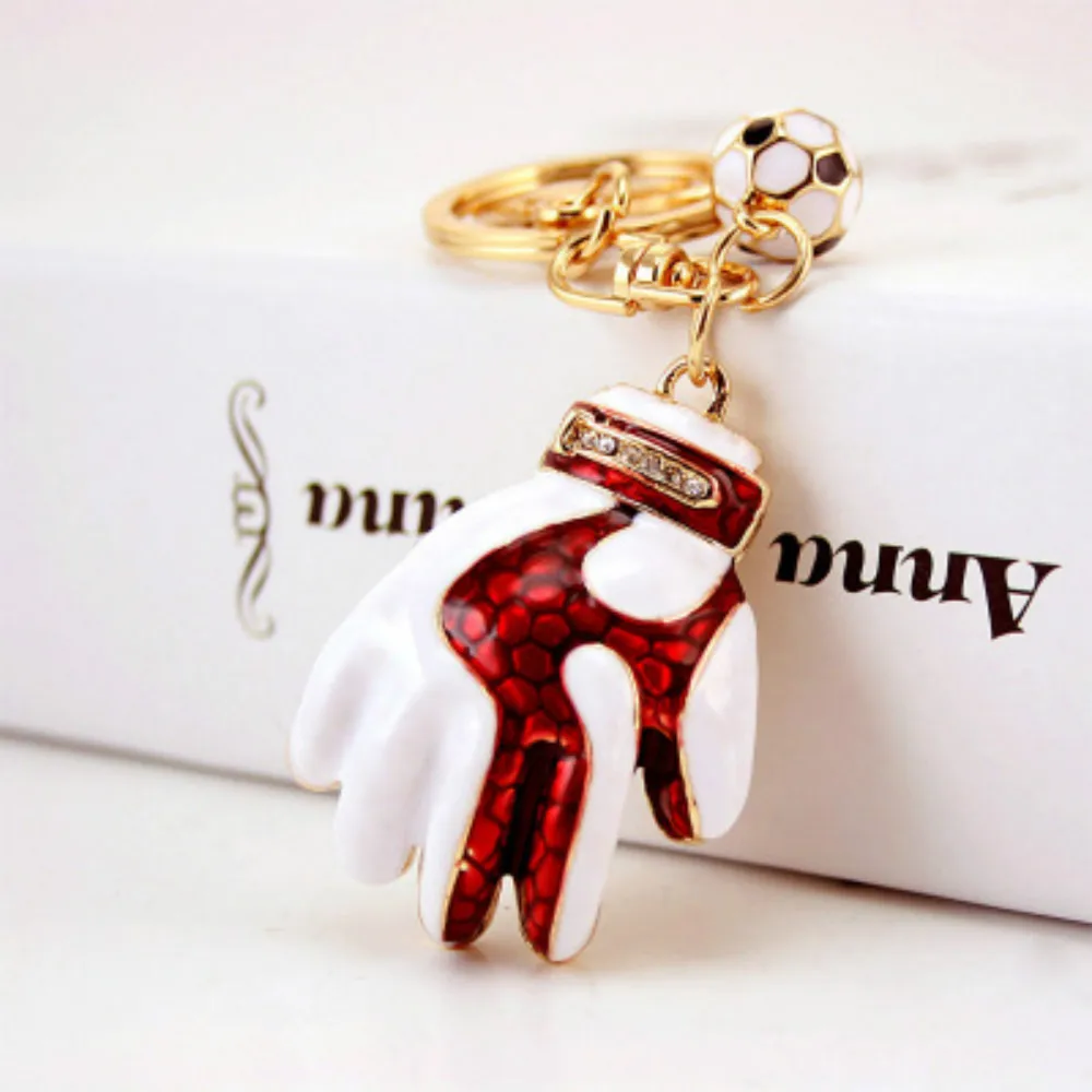 keychain-red Креативные футбольные перчатки из сплава с кристаллами, брелки, футбольный Сувенирный вентилятор, подарок для влюбленных, унисекс, высокое качество, 1 шт.,, новинка - Цвет: keychain-red