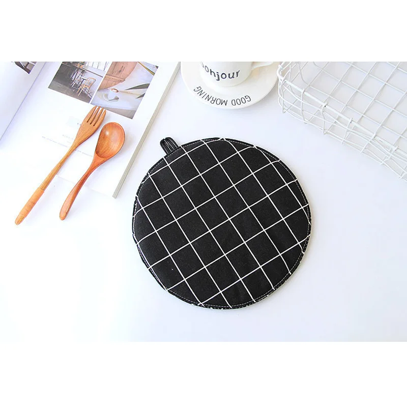 black plaid pad 1 шт. милые Нескользящие желтые серые хлопковые модные нордические кухонные перчатки для приготовления пищи для микроволновой печи для выпечки барбекю Прихватки для духовки - Цвет: black plaid pad