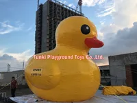 Огромная надувная утка размером 6 метров в высоту. Как думаете, для чего такая может понадобится?#1