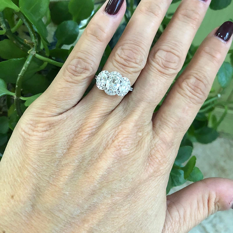 Овальная огранка помолвка и свадьба Halo Moissanite бриллиантовое кольцо 3 камня всего 2.5ctw Подлинная 14K 585 Белое золото для женщин