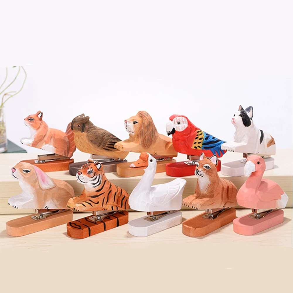 Ручной работы резьба по дереву лес Винтаж животное стандартный степлер белка