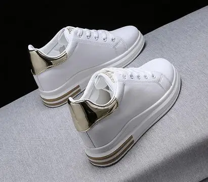 Женская обувь на плоской подошве Кроссовки Модная дышащая Вулканизированная