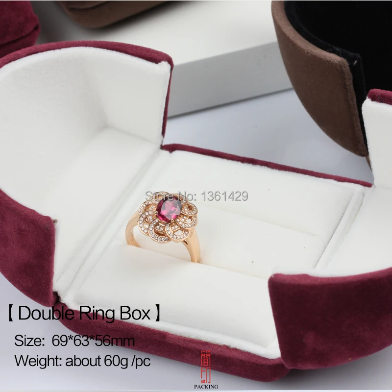 Бархатная коробка для колец красного и коричневого цвета или влюбленных