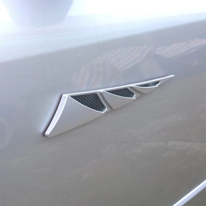 

1 Pair 23*4 CM Side Car Refitting Stickers Air Vent Car Styling Exterior Wind Net Accessory Triangle Sticker Black Silver