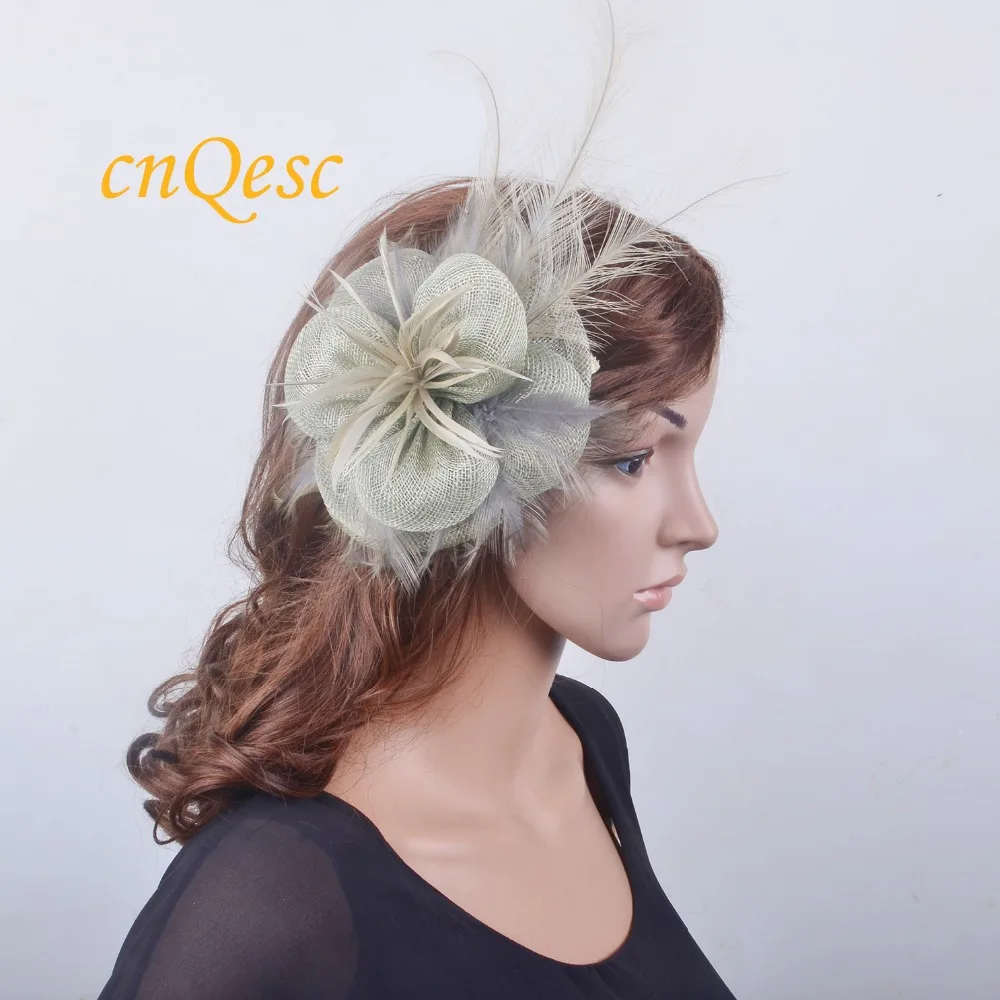 Серый Sinamay Вуалетка hatinator fedora w/длинное перо для Ascot Кентукки Дерби свадьба |