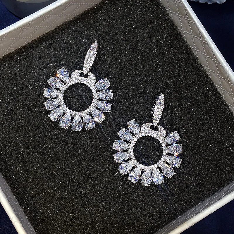 Женские круглые серьги подвески GAOLA свадебные с цветком из фианита GLE6659Y|wedding