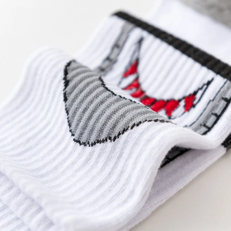 

Spring Autumn High Quality Harajuku Cartoon Crocodile Pattern Fashion Men Socks Casual Skatebord Ankle Cotton Socks Funny Sox