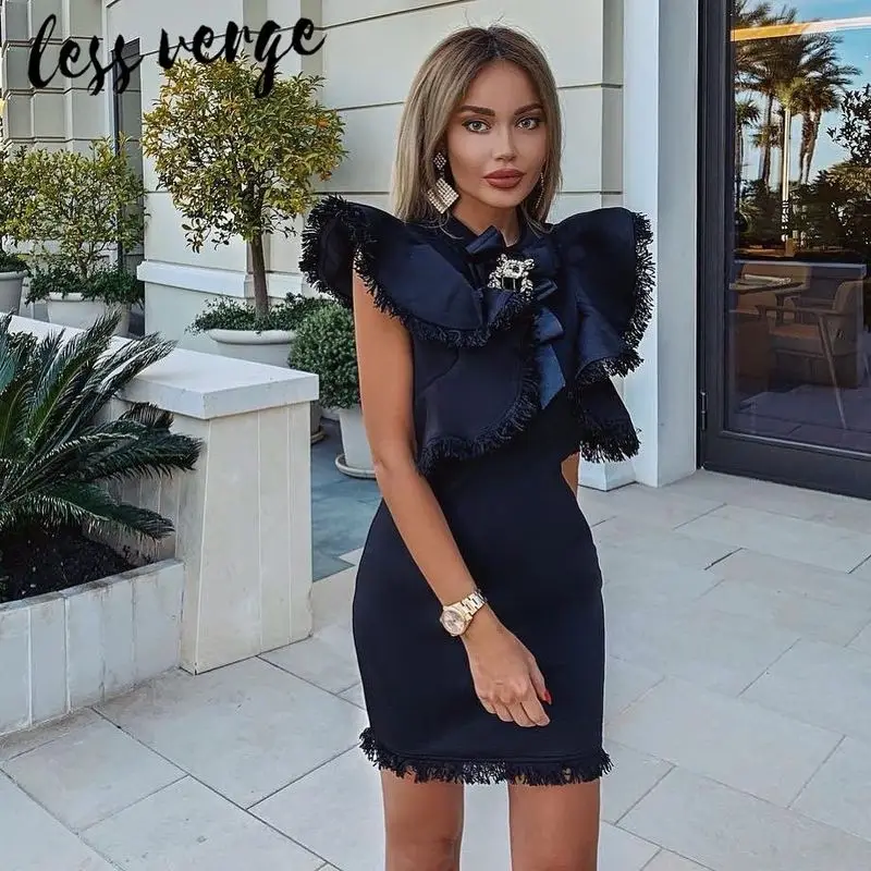 Женское короткое офисное платье lessverge Белое Облегающее мини с кристаллами и