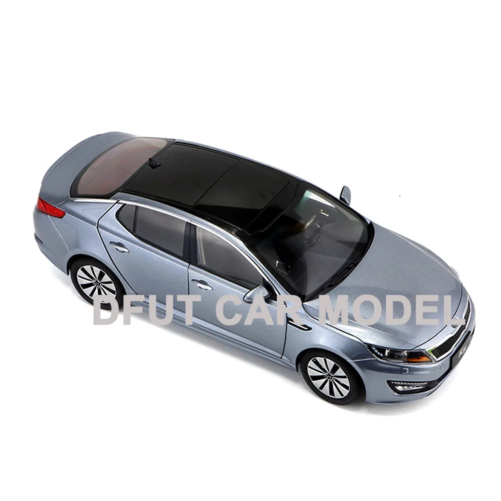 Литое колесо 1:18 старая модель автомобиля K5 Optima детские игрушечные машинки