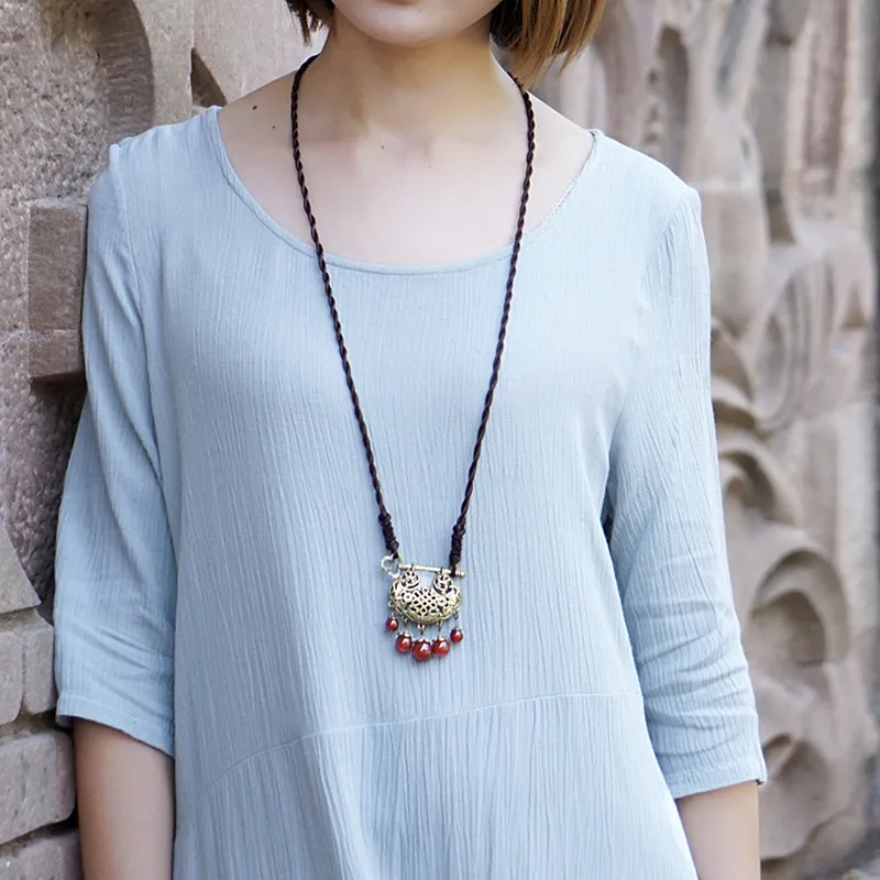 Yanting Vintage Copper Alloy Lock Pendant Necklace For Women Wholesale Long Sweater Chain Female 0116 |