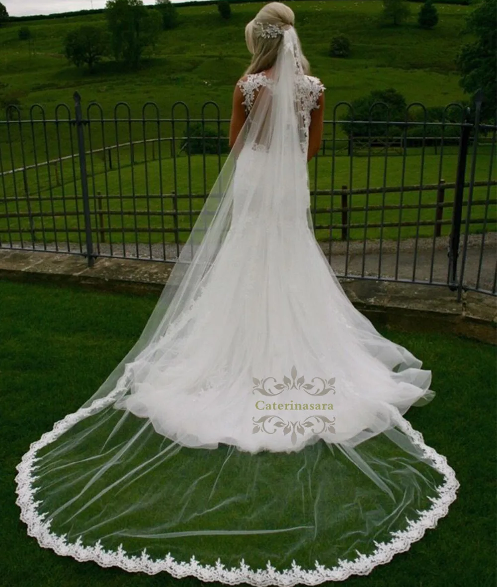 Сексуальное свадебное платье с рукавами крылышками милым вырезом фатиновой