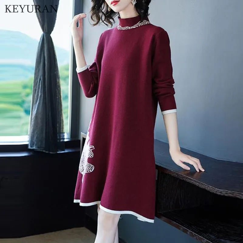 Повседневное трикотажное женское платье свитер с высоким воротом и длинным