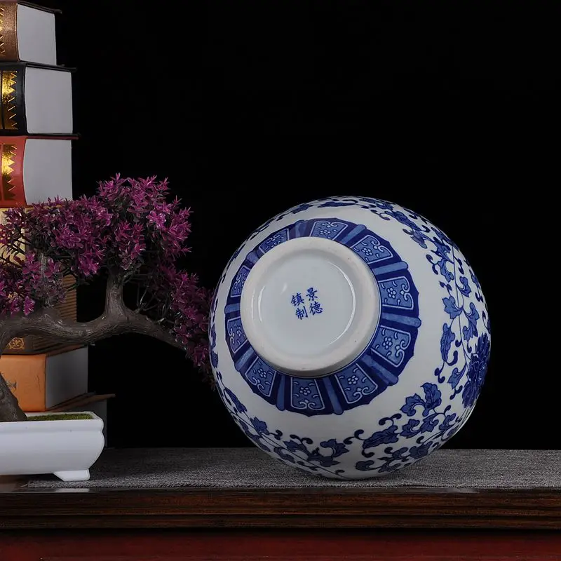 

Jingdezhen ceramic blue and white porcelain vase of modern high-grade furniture and ornaments Home Furnishing crafts decoration