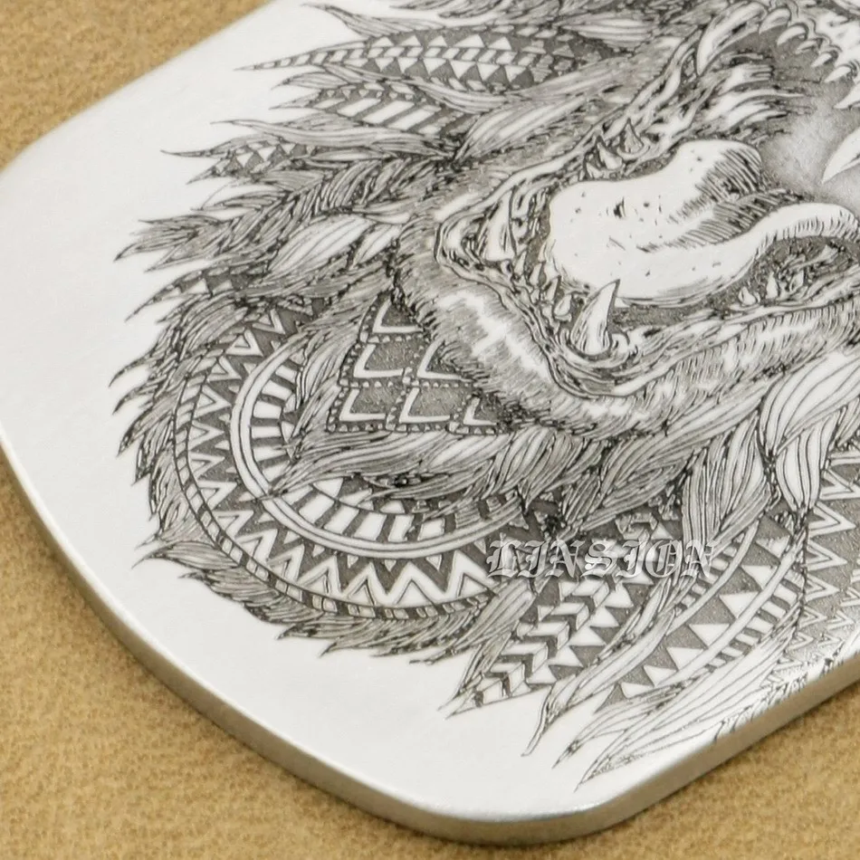 Высокая детализация Лазерная глубокая гравировка 316L нержавеющая сталь Angry Lion