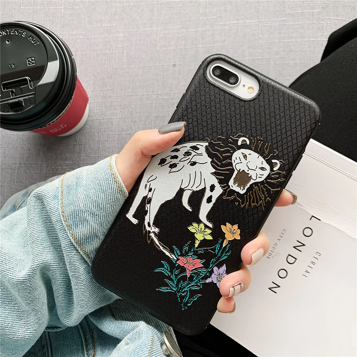 New 3d Embossing Soft Silicone Tpu Back Cover Case For Iphone XR Cartoon lion Iphone6 7 8 plus Embossed Phone Cases |
