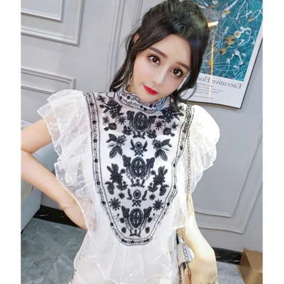 white blouse Винтажный Дворцовый стиль, элегантные женские блузки, летние, со стоячим воротником, с вышивкой, с рукавом-бабочкой, с рюшами, женские кружевные блузки и топы - Цвет: white blouse