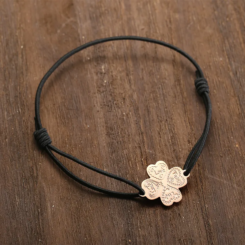 Женский браслет с подвеской четыре сердца золотого цвета 2018|bracelets for|love charm braceletcharm