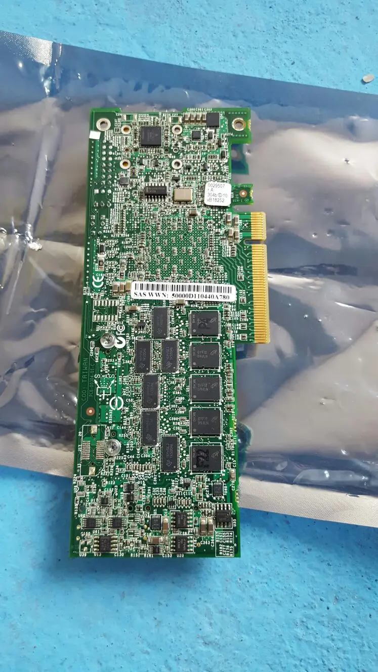 RaidStorage Adaptec RAID 5405Z P/N: 2266800-R ASR-5405Z 4-портовый 3ГБ/сек. PCIe контроллер SAS Card | Компьютеры и