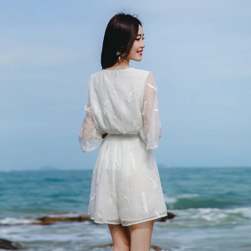 Женский пляжный комбинезон белые шорты с широкими штанинами лето 2019 | Женская