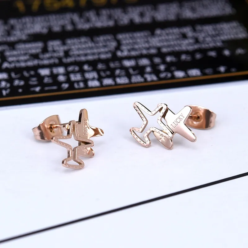 

YUNRUO New Arrival Lucky Plane Stud Earring Titanium Steel Rose Gold Color Jewelry Woman Fashion Accessories Gift Free Shipping