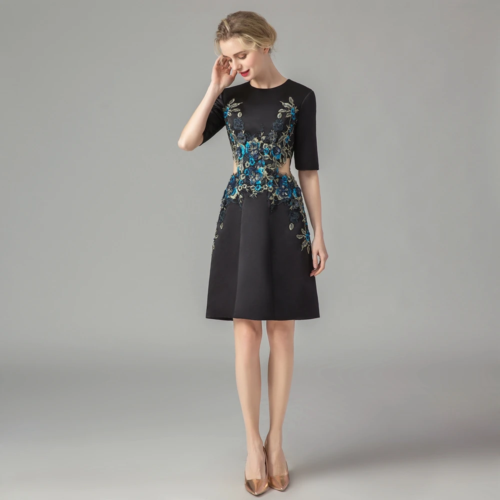 Женское вечернее платье SSYFashion черное сатиновое до колена с короткими