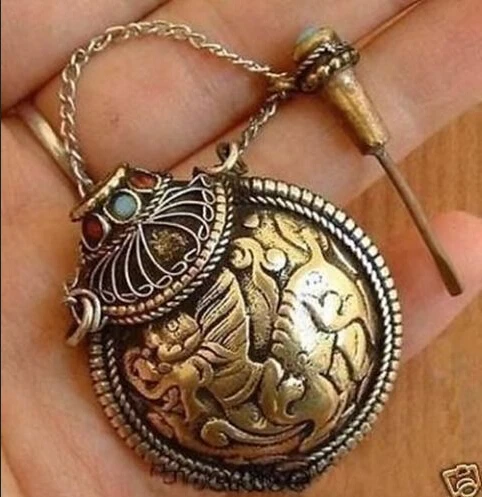 Тибетская старая латунная резьба Kirin Snuff бутылка