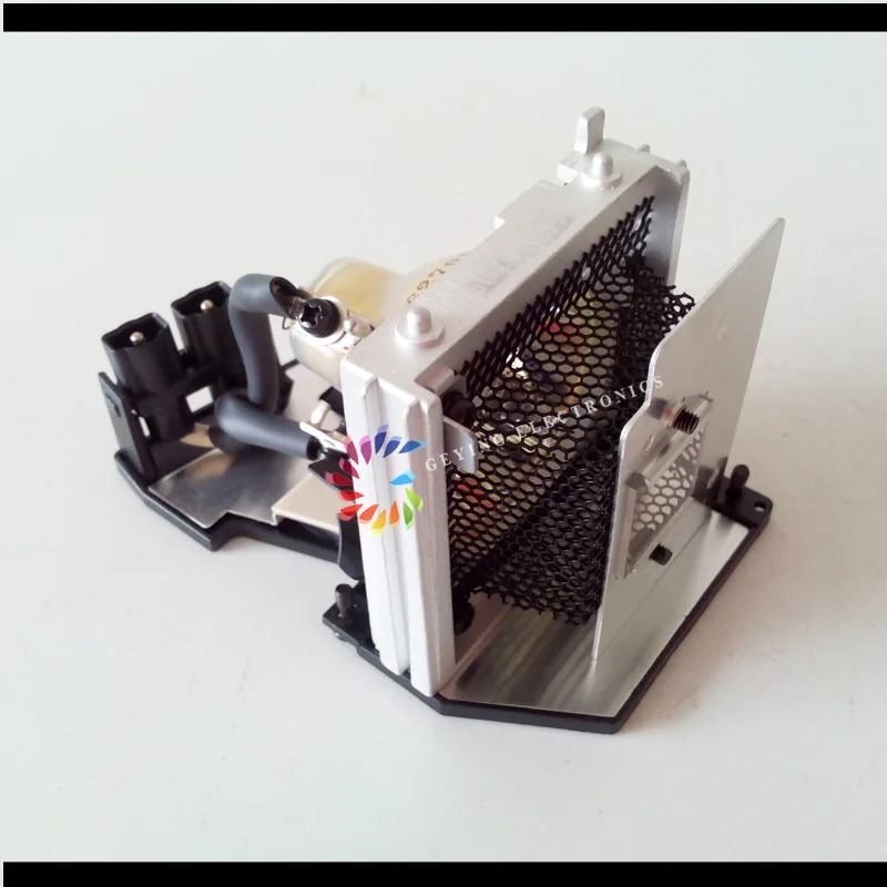 

Оригинальная прожекторная лампа TLPLW3A для TDP-T90A TDP-T90AU TDP-T91A TDP-T91AU TDP-TW90AU