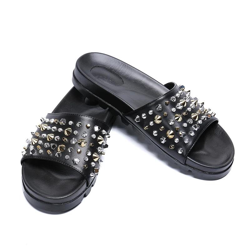 

Summer rivet slippers fashion Genuine leather open-toed Roman cool-soled thick-soled men's sandals men falt slippers