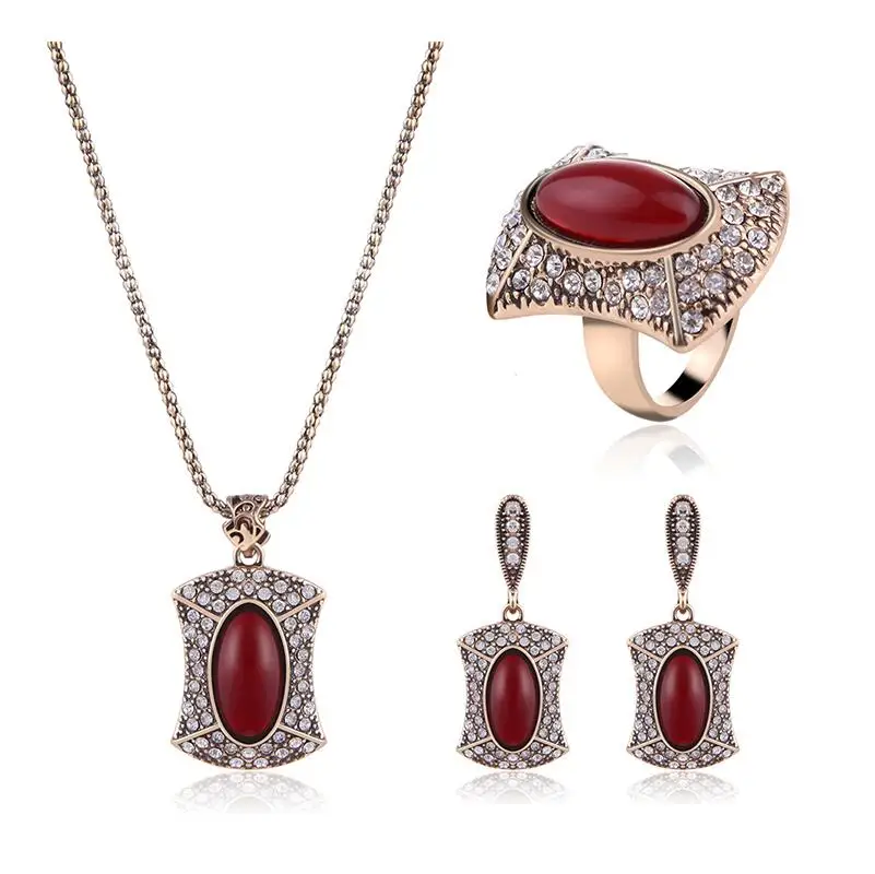 Винтажный костюм турецкие ювелирные изделия красные драгоценные камни