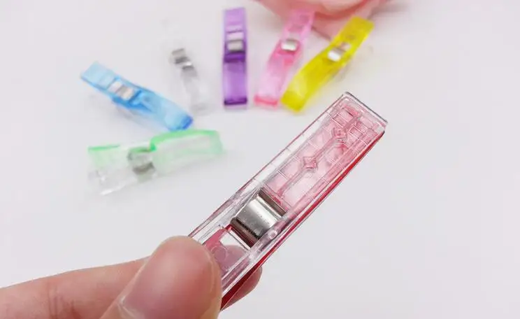 Регулируемые разноцветные красные пластиковые зажимы из ПВХ 5 6*1 2 см для