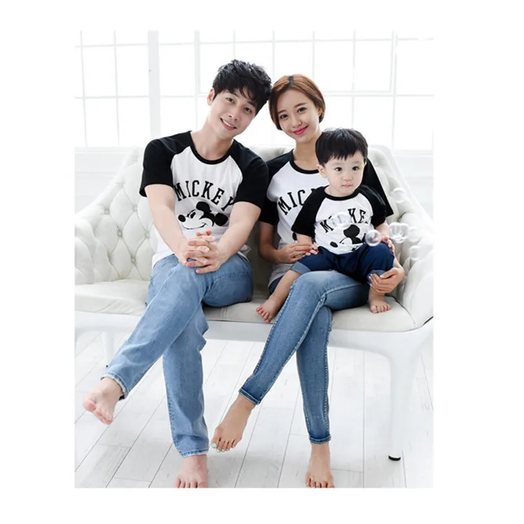 2017 Одинаковая одежда для всей семьи матери и дочери Летняя хлопковая Футболка