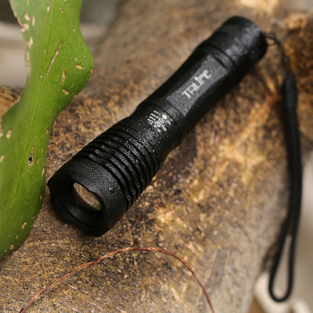 

Super Bright LED Flashlight Russian Federation warehouse delivery L2 Powerful Light Torch +18650 battery+Charger+Hoster+Gift box