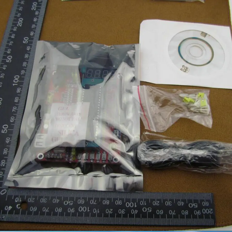 51/AVR макетная плата включая SCM/USB line микроконтроллер минимальная системная MCU |