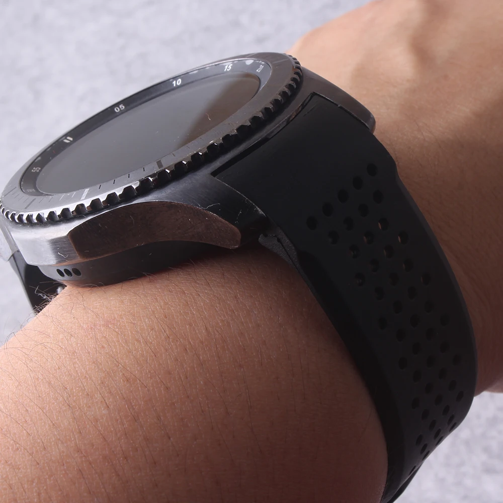 Ремешок для наручных часов Samsung Gear S3 Frontier 22 мм из натуральной силиконовой резины