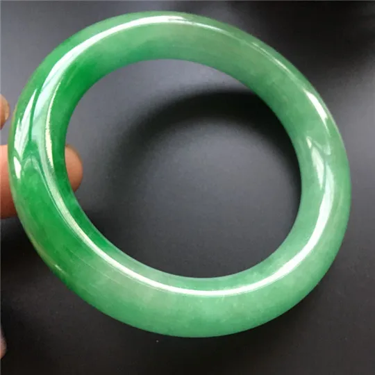 Браслеты из натурального бирманского нефрита женские модели круглых зеленых