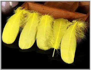 Yellow 50pcs Разноцветные Шлейфы Лебедь Feathers10-15cm гусиное перо сценический шлейф Ловец снов промытый гусиный пух пушистый шлейф для свадьбы 50 шт - Цвет: Yellow 50pcs