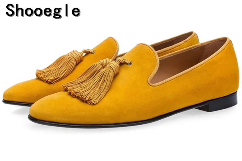 SHOOEGLE Luxury Suede Slippers Men Tassel Loafers Shoes Velour Smoking Slip-on Men's Flats Party Wedding Shoes Mens Dress Shoes