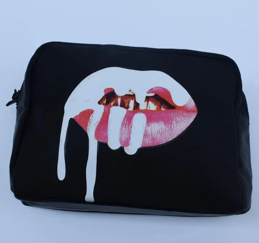 Сумка женская многофункциональная портативная с 3d принтом и красным ртом|cosmetic