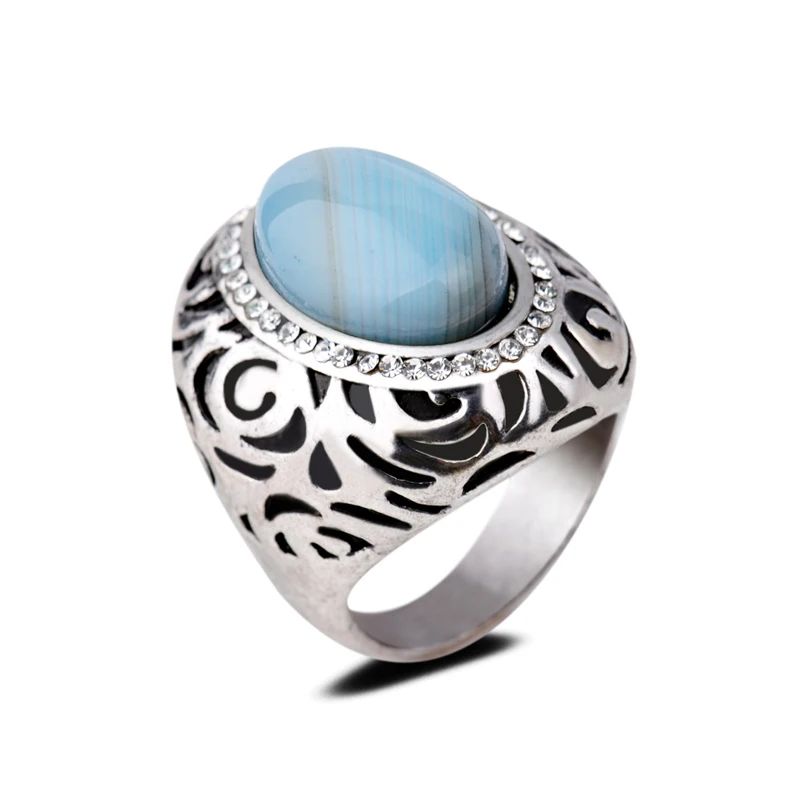 Кольцо с натуральным голубым агатом в полоску кольцо винтажным узором из