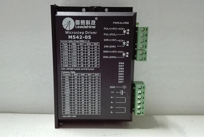 

Фрезерный станок с ЧПУ Leadshine NEMA17 NEMA23 2hpase 36VDC 4.2A
