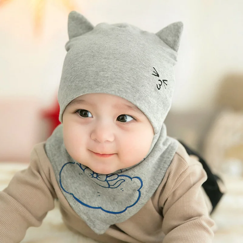 Gray 2 шт./компл. шапка для новорожденных нагрудники baby muts для детей для маленьких мальчиков и девочек с капюшоном, детская шапочка шапка для малышей капота для мальчиков и девочек; мягкие Шапки+ наборы с шарфом - Цвет: Gray