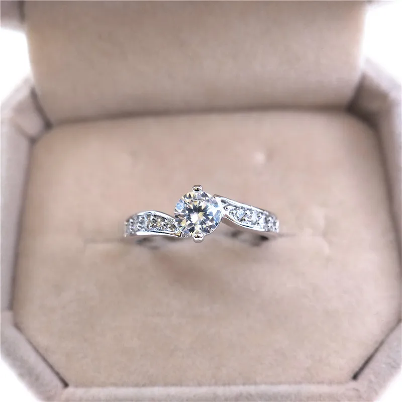 INALIS Romantic Wedding CZ Rings for Women Gift 5MM Grade AAA+ Round Main Cubic Zirconia Crystal With Side Stones Ring I2700 | Украшения и