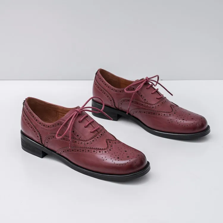 

Retro Brogue Genuine Genuine Leather Woman Oxford Shoes British Style Vintage Cut-Outs Flat Shoes Casual Oxford Shoes for Women