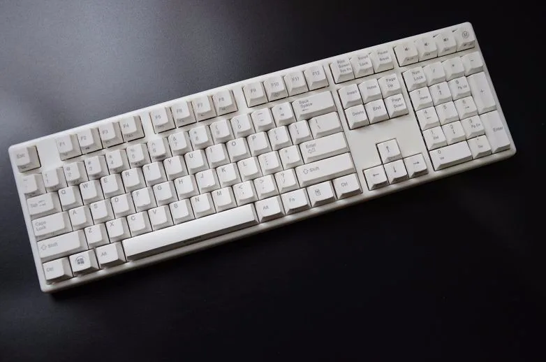 Слива 87 Механическая клавиатура RGB с подсветкой TKL игровая клавиатура с полными клавишами программируемая