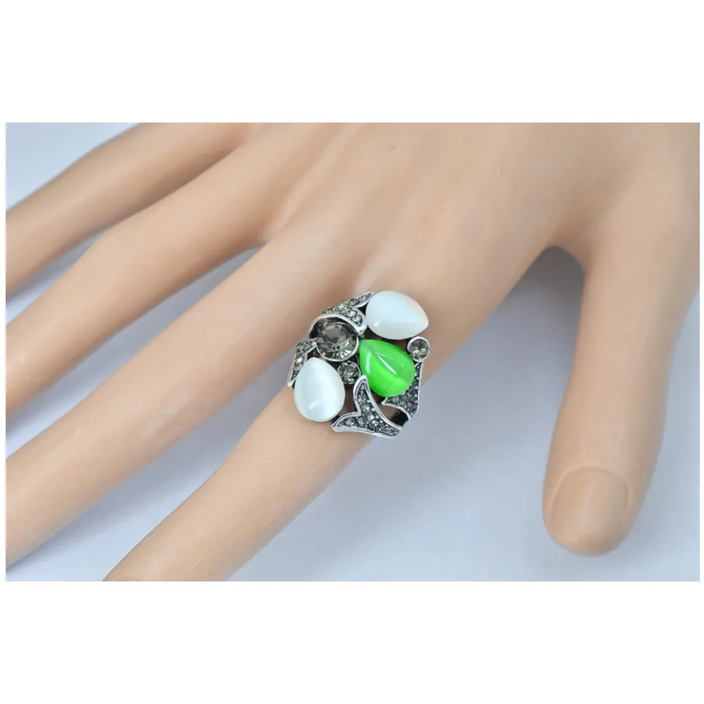 

Vintage Big Opal Green Stone Rings Flower Silver Color for Woman Wedding Band Jewelry Gift J02333