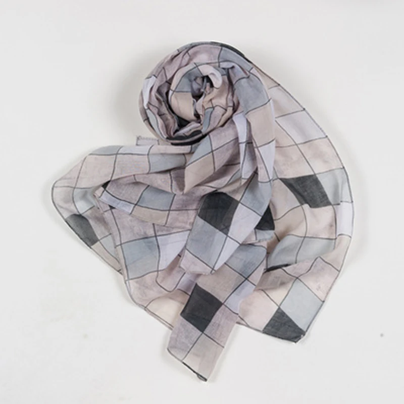 Thin section creative plaid ice silk scarf female sunscreen beach towel multi-function shawl gift | Аксессуары для одежды