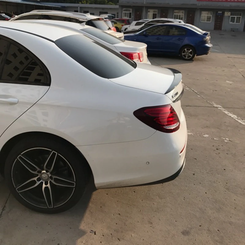AMG Стиль для Mercedes W213 спойлер E класса 4 Двери Седан E200 E220 E250 E300 карбоновый спойлер заднего багажника, крыла-UP